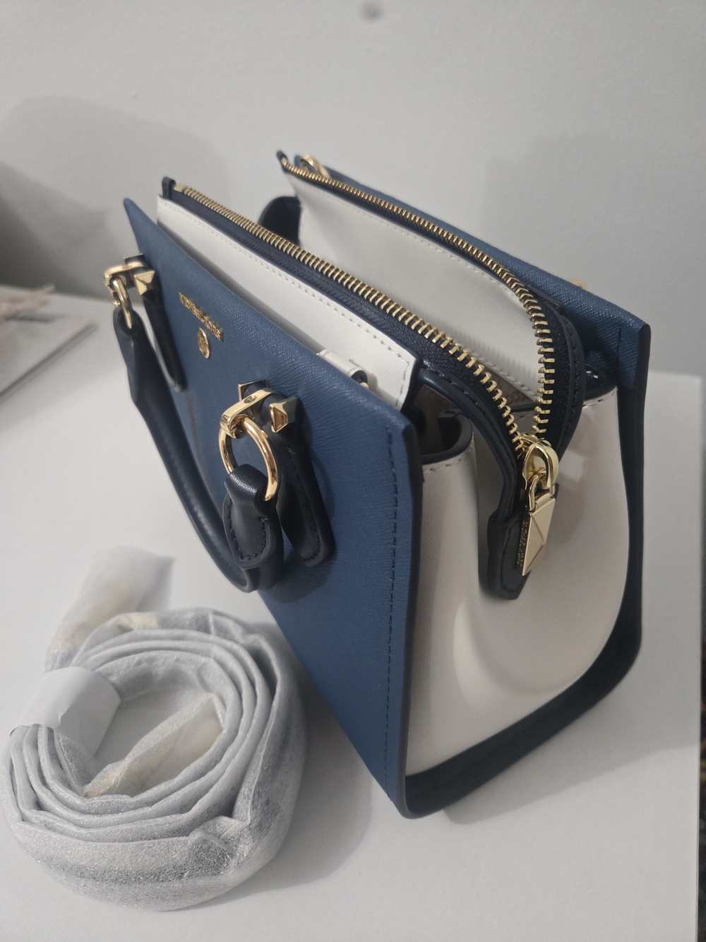 Michael Kors Navy Blue And White Saffiano Mini Satchel - Picture 2 of 7